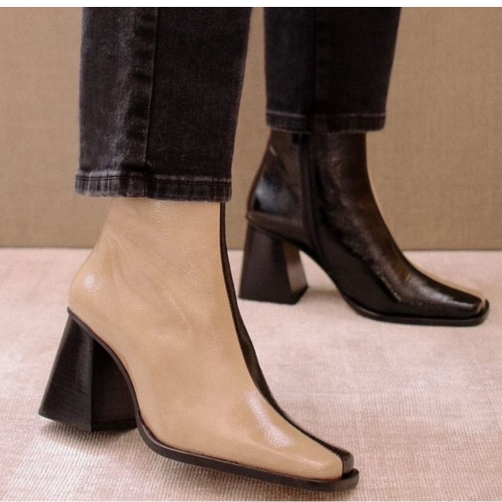 Alohas BICOLOR beige and black ankle boots